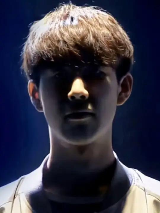 岁月是把杀猪刀，这些CSGO选手打游戏变化太大了吧！