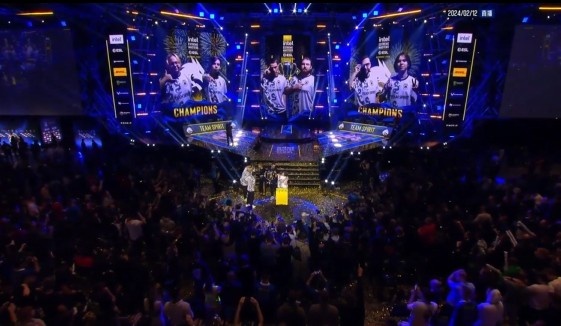 Falcons 以绝对优势击败 Mouz ，晋级 IEM Melbourne 2025 的总决赛